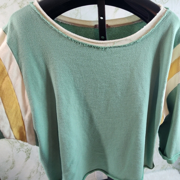 Ces femme Cropped Sweatshirt - Picture 3 of 10
